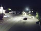 22 : 28