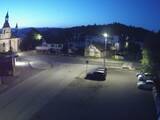 04 : 00