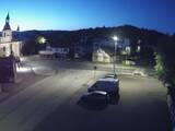 03 : 52