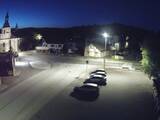 03 : 32