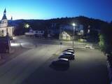 03 : 52