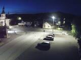 03 : 32