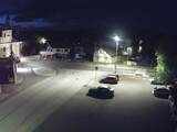 03 : 32