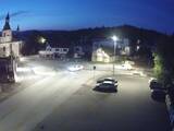 03 : 40
