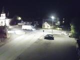 22 : 56