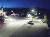 03 : 44