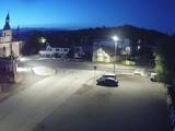 03 : 56