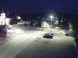 22 : 04