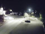23 : 00