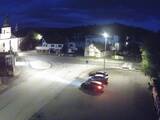 22 : 04
