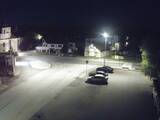 03 : 32