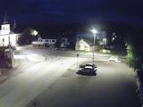 22 : 08