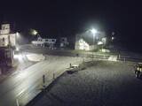 01 : 48