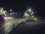 03 : 08