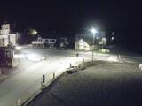 02 : 00