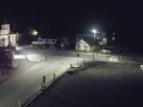 03 : 04