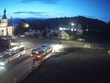 05 : 48