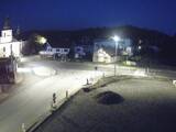 20 : 04