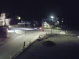 03 : 32