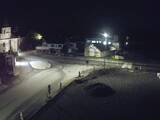 05 : 32
