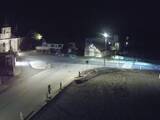 03 : 44