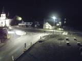 23 : 00