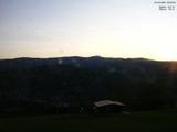 06 : 05