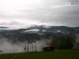 08 : 30