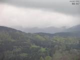 13 : 09