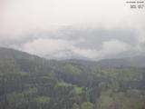 14 : 30