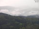 14 : 46