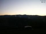 05 : 30