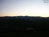 05 : 30