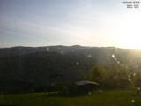 06 : 22