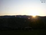 05 : 27