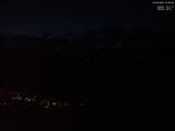 03 : 05