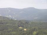 16 : 57