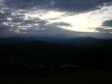 04 : 23