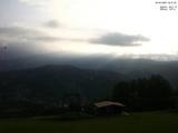 06 : 01