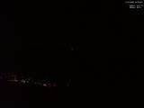 02 : 05