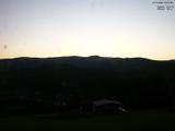 04 : 57