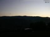 06 : 15