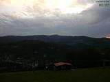 06 : 15