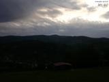 06 : 27