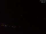 03 : 33