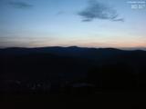 05 : 33