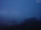 05 : 33