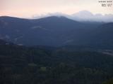 19 : 45