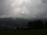 09 : 23