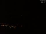 21 : 07